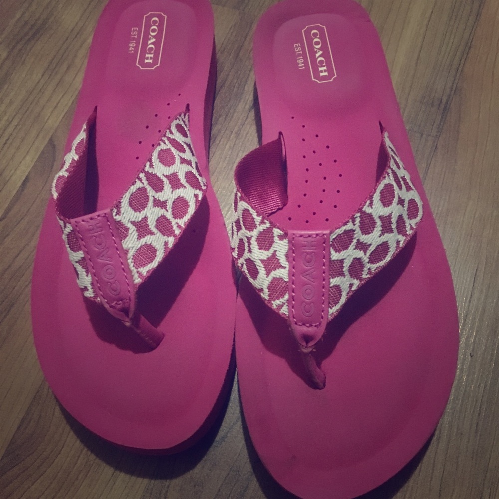 Coach flip flops